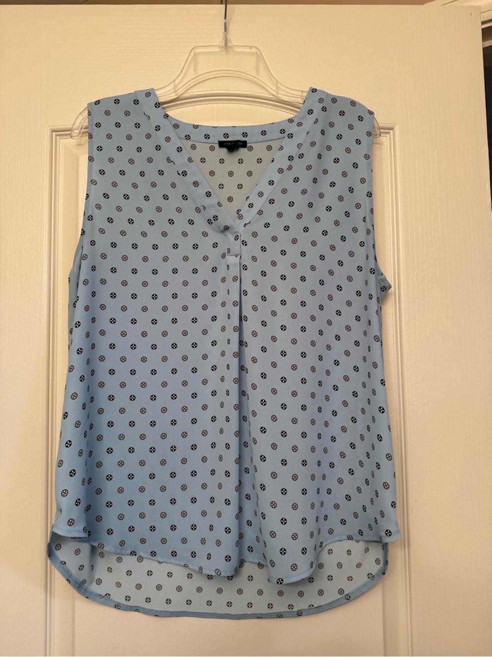 Ann Taylor Light Blue Sleeveless V-Neck Polka Dot Blouse